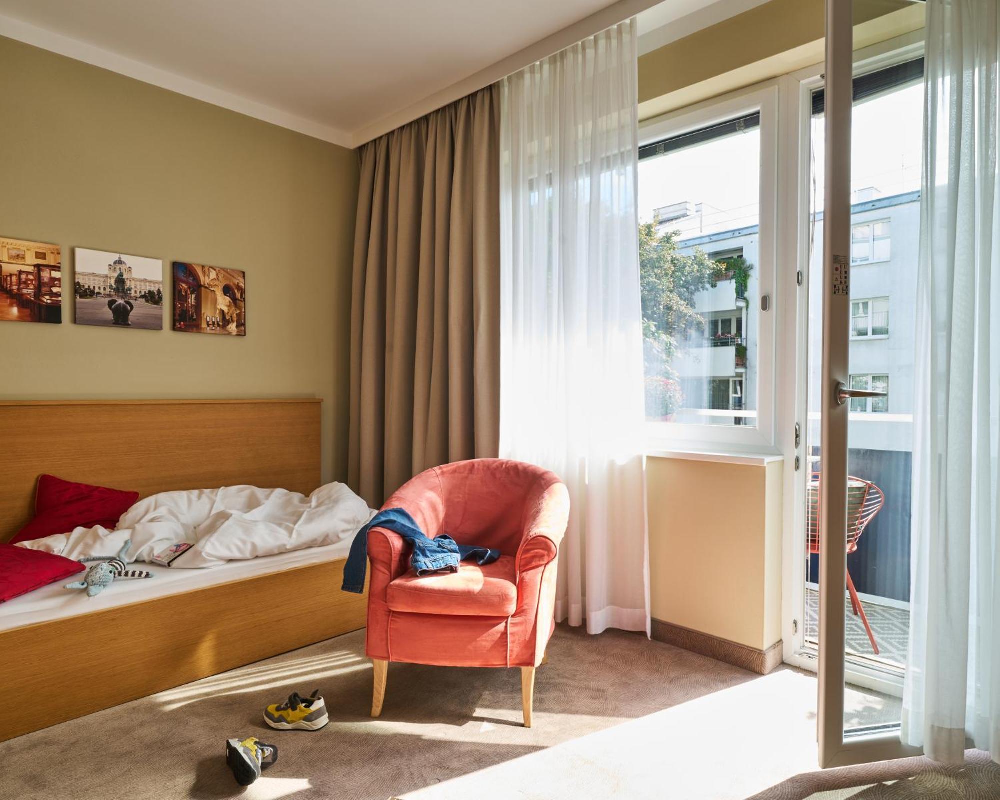 Henriette Stadthotel ex Das Capri Wenen Buitenkant foto