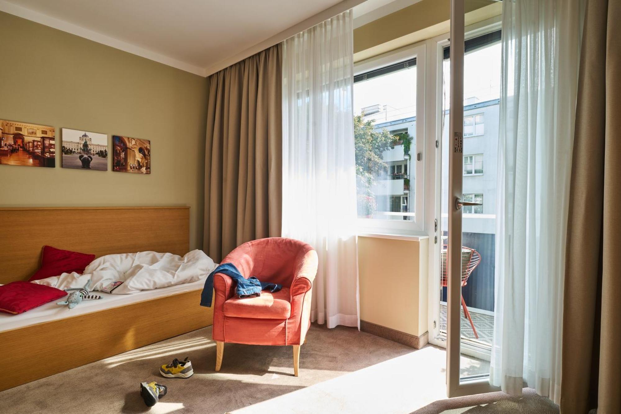 Henriette Stadthotel ex Das Capri Wenen Buitenkant foto